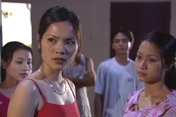 Khi vào vai Trà "cave", Kiều Thanh diễn hoàn toàn bằng bản năng. Ngoài ra, trong quá trình quay, cô còn được đạo diễn giúp đỡ nên vai diễn trở nên tròn trịa hơn. Ảnh: Thế giới trẻ