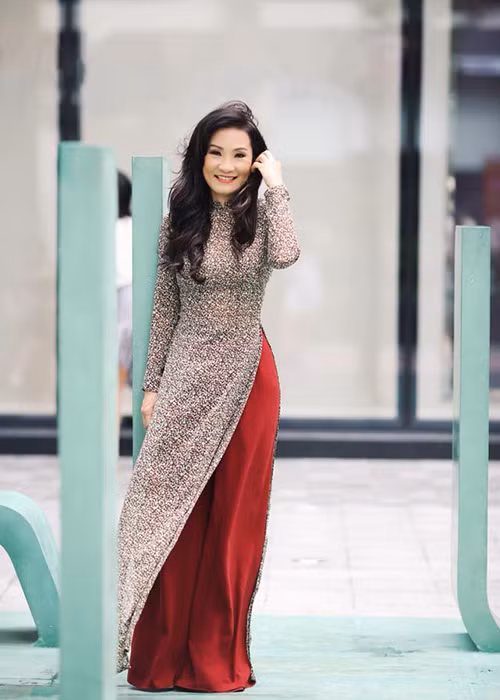 Hồng Đào cho biết, cô đã bước ra khỏi cuộc hôn nhân kéo dài 24 năm.