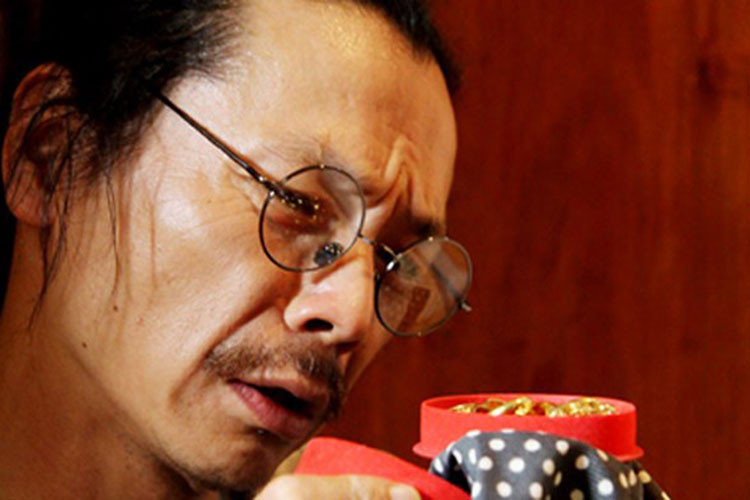 Nghệ sĩ Trung Anh từng nghĩ đến việc từ bỏ nghệ thuật để đi xuất khẩu lao động bởi khi trở lại nhà hát, anh có đôi chút hụt hẫng vì chưa bắt kịp trở lại với nghề. Tuy nhiên, cuối cùng, anh không thể buông bỏ được cái duyên với nghệ thuật. Ảnh: An ninh thủ đô