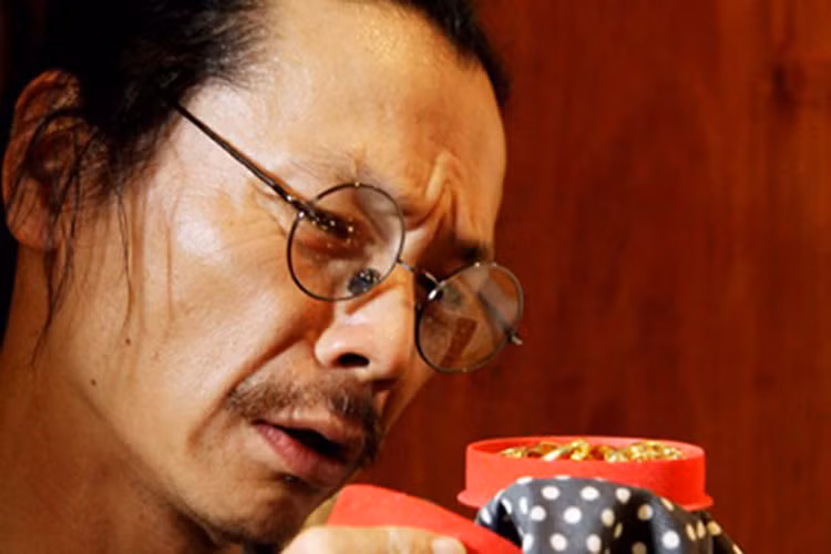 Nghệ sĩ Trung Anh từng nghĩ đến việc từ bỏ nghệ thuật để đi xuất khẩu lao động bởi khi trở lại nhà hát, anh có đôi chút hụt hẫng vì chưa bắt kịp trở lại với nghề. Tuy nhiên, cuối cùng, anh không thể buông bỏ được cái duyên với nghệ thuật. Ảnh: An ninh thủ đô