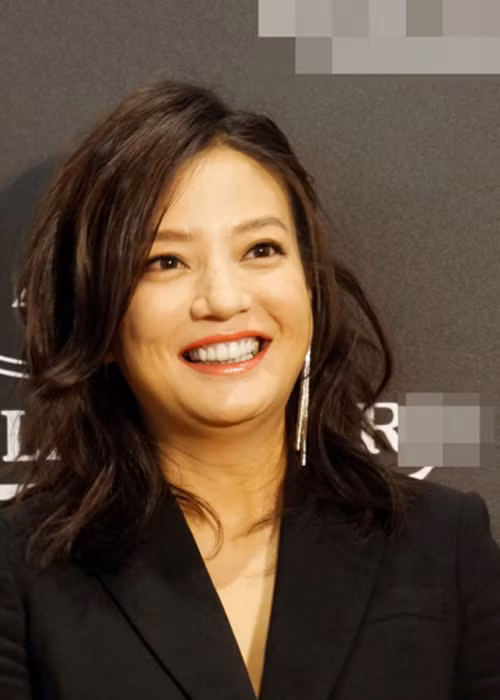 Từ năm 2018, nữ diễn viên quyết tâm giảm cân để lấy lại phong độ.