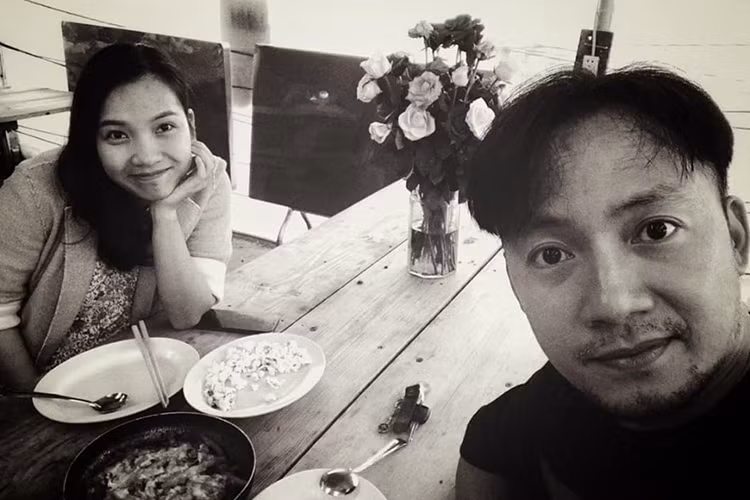 Trước đó, Thụy Vy khoe Tiến Đạt chăm cô rất khéo từ việc hướng dẫn cô thở, ngồi thiền để giảm mỏi mệt, đến việc nấu các món ăn ngon, tốt cho cô.