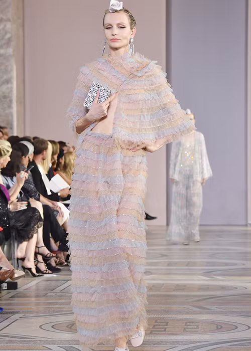 Giorgio Armani hiện nắm trong tay khối tài sản lên đến 8,8 tỷ USD.