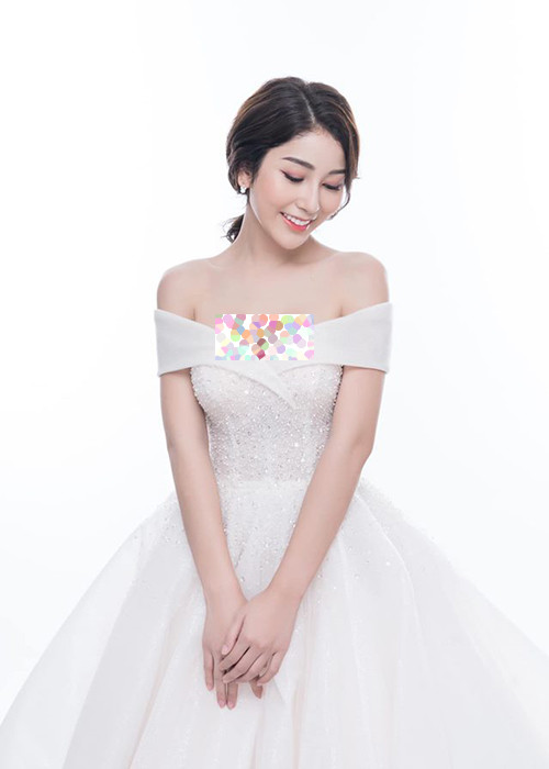 Trả lời Tri thức xanh, ông bầu gốc Nam Định tiết lộ cô gái cùng anh đi du lịch tên Angelploy.