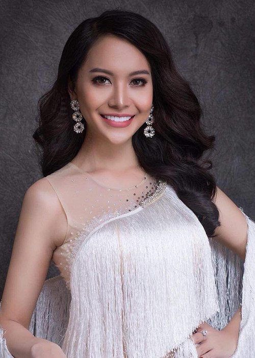 Năm 2018, cô tham gia cuộc thi Chinh phục hoàn mỹ Việt Nam. Tại sân chơi này, cô đoạt danh hiệu á hậu.