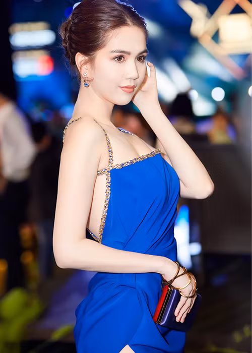 Những bộ ảnh hở bạo, những phát ngôn gây sốc là những gì khán giả nhớ đến Ngọc Trinh.