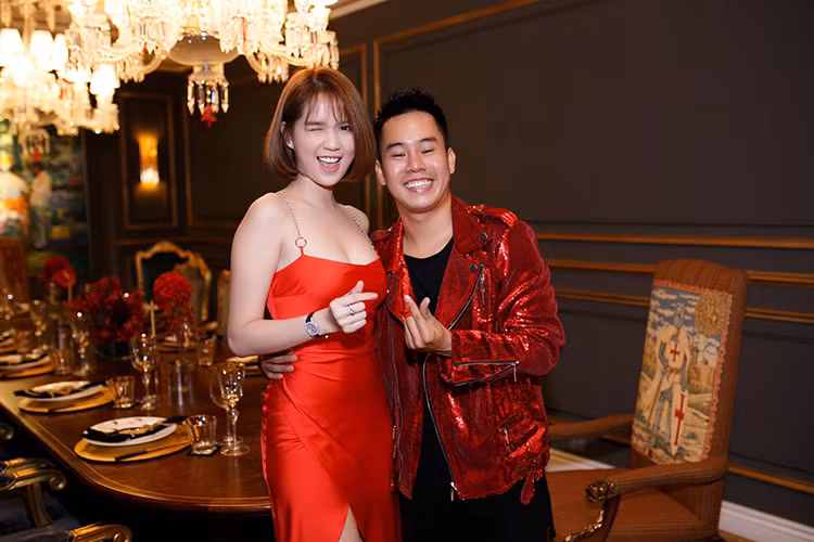 Nữ người mẫu sinh năm 1989 chia sẻ, cơ thể cô cũng có những thay đổi theo thời gian.