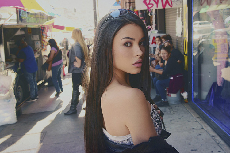 Nữ ca sĩ 20 tuổi hiện khá kín tiếng về đời tư.