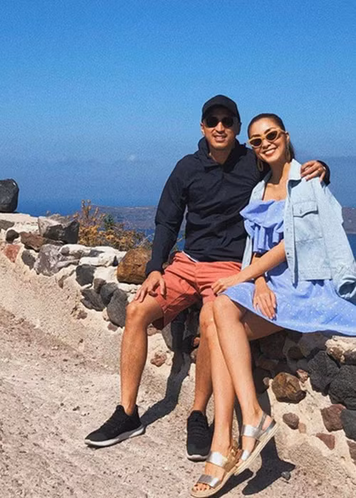 Với Tăng Thanh Hà, cô kết hôn với Louis Nguyễn cách đây 7 năm. Hiện tại, cuộc sống của người đẹp vô cùng viên mãn. Hà Tăng được chồng cưng chiều, gia đình chồng yêu mến. Gia đình của cô cũng đủ nếp đủ tẻ. Ảnh: