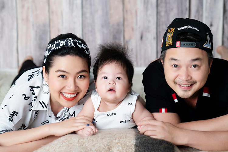 Lê Khánh tiết lộ rất hạnh phúc vì con trai giống bố nhiều hơn mẹ.