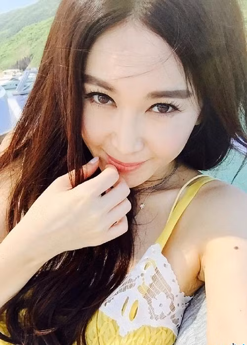 Vì ám ảnh cái đẹp nên Ôn Bích Hà không sinh con vì sợ hỏng dáng.