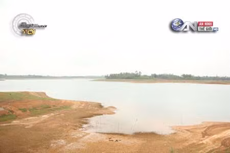 Hồ Kinh Môn - nơi chị Niên bị đuối nước.