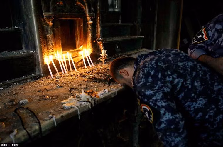 Thêm những hình ảnh khác trong buổi lễ.