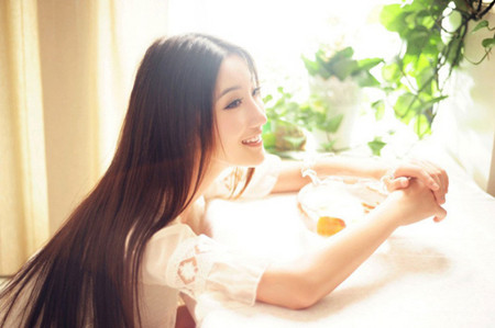 Tuổi Dậu: Tháng 5 đến, đào hoa nở rộ, bạn rất dễ gặp được mối duyên trời định ở nói công sở mà mình không bao giờ nghĩ tới. Nhưng không nhất thiết là đồng nghiệp mà có thể là đối tác trong công việc mà bạn gặp.