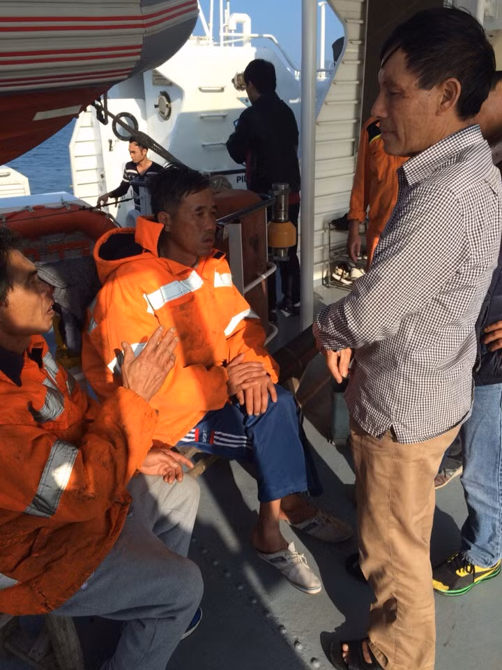 Nhận được sự động viên của mọi người.