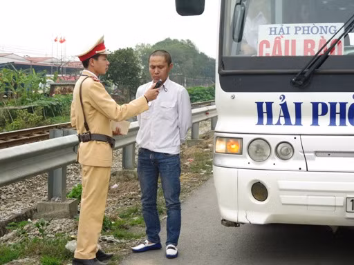 Vu CSGT duoc trung dung tai san ca nhan: Bo Tu phap noi gi?