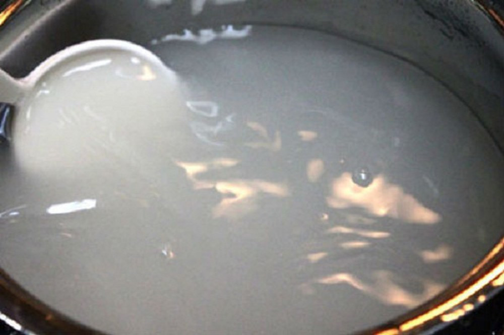 Nang nong, cho tre dung bot san day the nao tot cho suc khoe?-Hinh-2