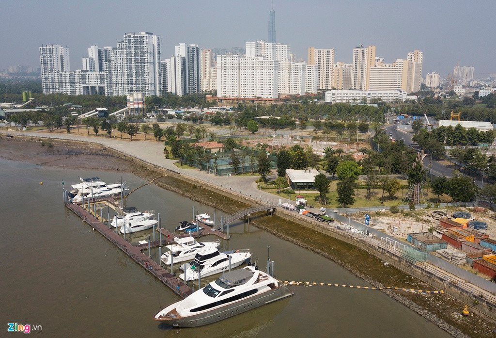 Thời gian qua, toàn bộ dự án này chỉ có một số hoạt động của bến du thuyền khá sang trọng mang tên Water Bay Residence bên bờ sông Sài Gòn, nằm ở khu phía tây dự án.