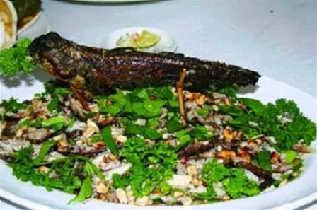 Không phải ngẫu nhiên mà món ăn được chế biến từ loi choi lại trở thành một đặc sản Trà Vinh nức tiếng mà bởi vì không phải mùa nào cũng có và không dễ dàng đánh bắt vì số lượng loi choi thực sự rất ít. Loi choi có thể dùng để chế biến thành nhiều món ăn ngon. Nhưng món ăn ngon và nổi tiếng nhất vẫn là món loi choi sả ớt.