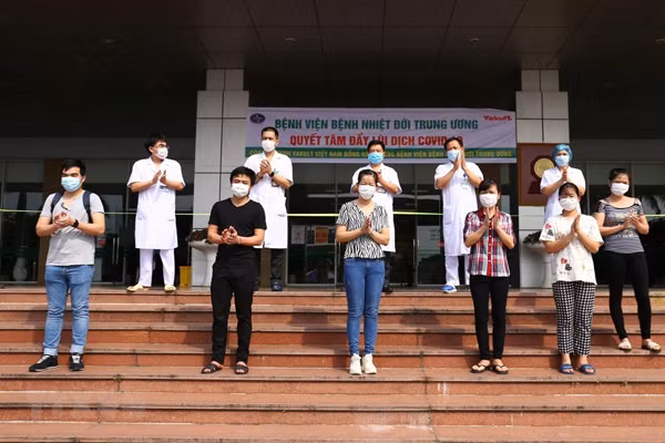 Thêm 4 bệnh nhân COVID-19 khỏi bệnh, chỉ còn 31 ca đang điều trị Them 4 benh nhan COVID-19 khoi benh, chi con 31 ca dang dieu tri