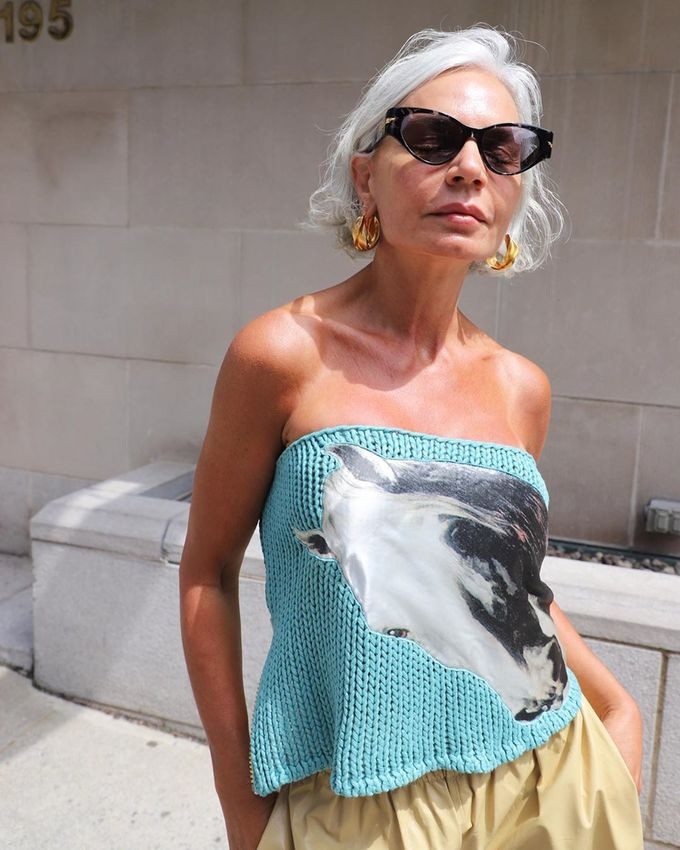 Khi được hỏi rằng, nếu chỉ có thể mang một sản phẩm làm đẹp đến đảo hoang, bà sẽ manng theo món gì, Grece không ngần ngại trả lời rằng đó là kem chống nắng. Bà cho rằng kem chống nắng là sản phẩm chống lão hóa tốt nhất.