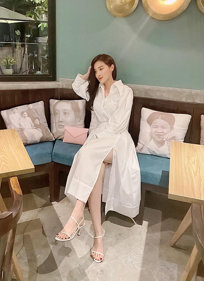 Để tăng thêm hiệu quả tập luyện, mỗi lần đi tập gym Cao Thái Hà đều uống 1 ly nước ép cà chua, hoặc mỗi lần đi cafe với bạn bè, thay vì chọn các thức uống có hại cho da và cân nặng như nước ngọt, cà phê...thì cô nàng đều chọn cho mình những thức uống có lợi cho việc giảm cân giữ dáng như nước chanh tươi...Ảnh: Internet. Mời độc giả theo dõi video "Bí quyết làm đẹp của sao Việt". Nguồn: VTC.