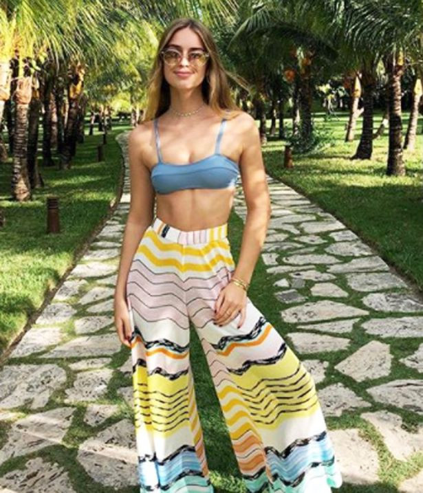 Sở hữu gương mặt cân đối, vóc dáng nuột nà cùng cách ăn mặc gợi cảm, Talita được các nhà mốt nổi tiếng thế giới vô cùng sủng ái.