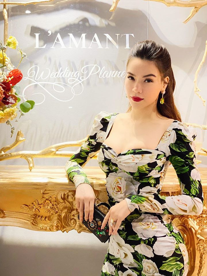 Việc nghiêm túc tập luyện chính là lý do giúp Hà Hồ luôn giữ được hình thể hoàn hảo ngay cả sau khi sinh nở.