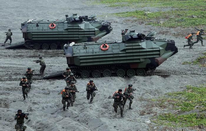 Hoc gia TQ xem nhe Dai Loan, noi quan doi My va Dai Bac se that bai-Hinh-2