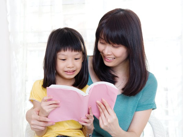 Dạy trẻ trân trọng cơ thể mình và làm chủ chúng: Chúng ta cần dạy trẻ hiểu về cơ thể trẻ và quyền tự chủ, lòng tự trọng, để trẻ hiểu và có trách nhiệm trước bất cứ hành vi xâm phạm nào của người khác. Hãy để trẻ có quyền nói “Không” với bất cứ hành vi cưỡng bức nào của người lớn mà trẻ không cảm thấy thoải mái.