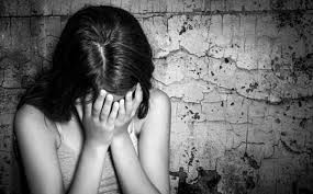 Uu tien giai quyet kip thoi cac vu an xam hai nguoi duoi 18 tuoi