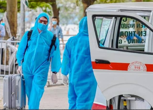 Them 4 benh nhan COVID-19, hai nguoi tiep xuc gan ca benh 243, VN tong 255 ca