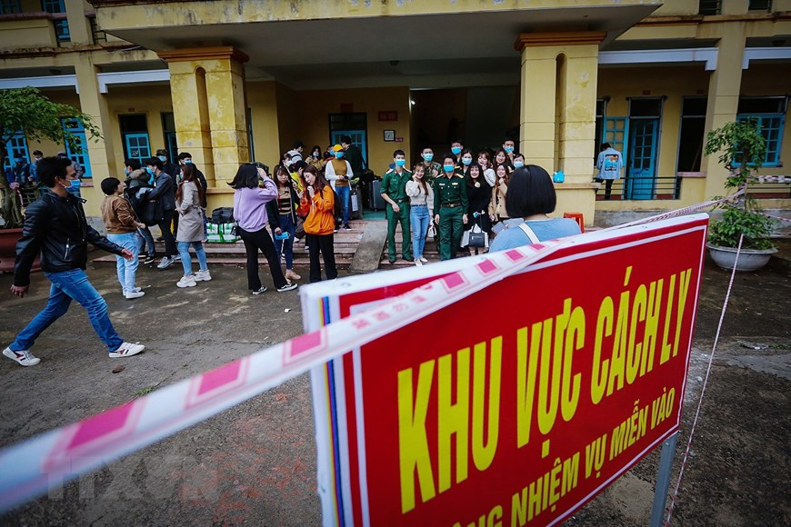 Them 3 ca nhiem Covid-19 o Ha Noi: BN116 la bac si BV nhiet doi trung uong