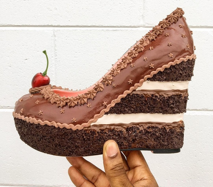 Những đôi giày bánh ngọt của nam nghệ sĩ nhận được nhiều lời khen ngợi từ khách hàng bởi sự độc đáo và chân thật.