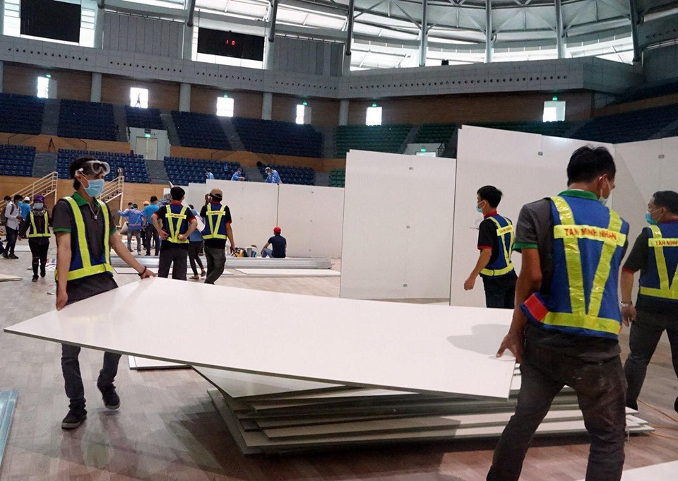 Theo bà Yến, Sở đã chỉ định bà Trần Thanh Thủy, Phó Giám đốc Sở Y tế TP đảm nhiệm chức vụ Giám đốc cơ sở điều trị COVID-19. Bà Thủy sẽ phụ trách về hậu cần, tổ chức.