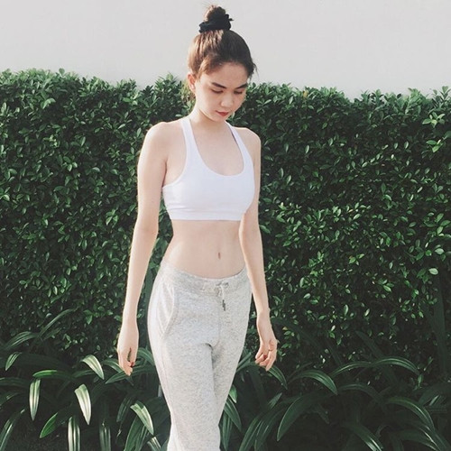 Tăng cường trí nhớ: Trong quá trình học nhảy, các bạn phải ghi nhớ các động tác và các tổ hợp. Nhờ vậy, các nơ-ron của não bộ sẽ liên kết tốt hơn giúp cải thiện trí nhớ. Hơn nữa, việc học nhảy cũng rất vui, bạn không cần phải cố bắt mình nhớ những thông tin khô khan như khi làm việc. Việc của bạn chỉ là làm chủ cơ thể theo điệu nhảy.