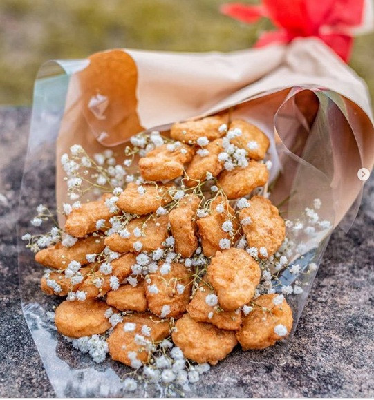 Hầu như các bó hoa từ đồ ăn đều trông cực kỳ ngon miệng và đẹp mắt.