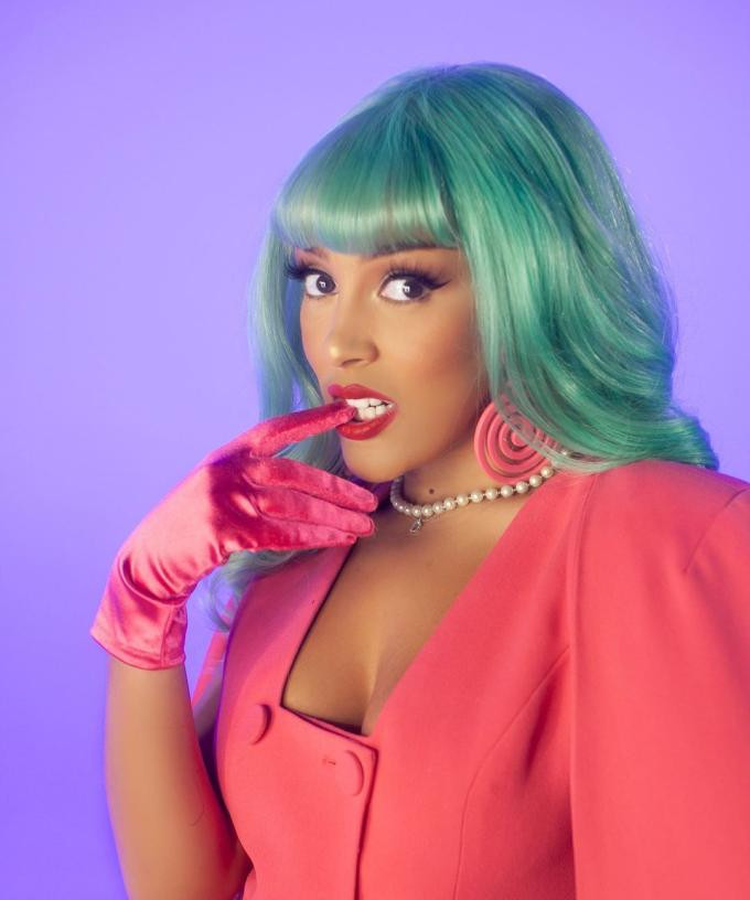 Không chỉ gây chú ý với những trang phục gợi cảm, Doja Cat còn chơi trội khi liên tục thay đổi các màu tóc nhuộm nổi bật. Ảnh: Internet. Mời độc giả theo dõi video "Minh Hằng chia sẻ về phong cách thời trang". Nguồn: VTC.