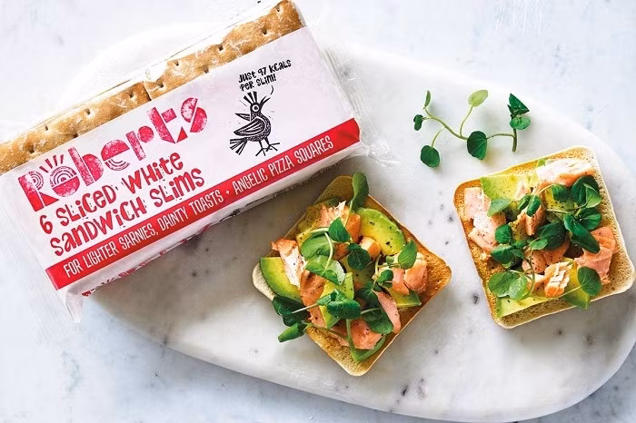 Chuyên gia dinh dưỡng lâm sàng Adele Wolstenhulme cho rằng, bánh mì được làm từ dế có nhiều chất dinh dưỡng và protein hơn những sản phẩm bánh mỳ thông thường.