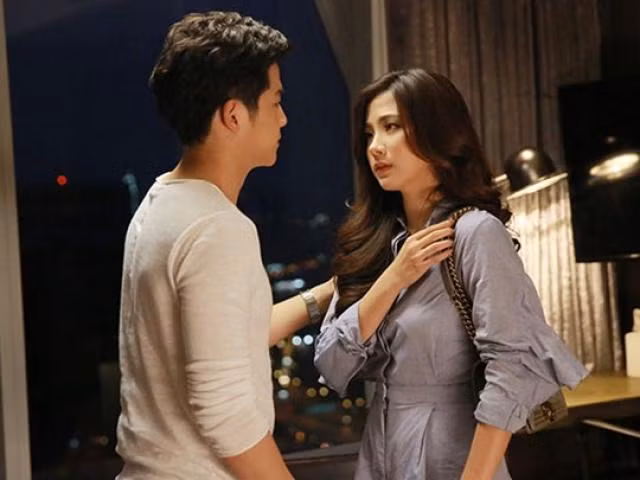 Vo cu ru toi ngu lai voi ly do khien toi mem long, du sap cuoi