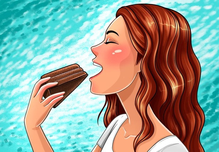 Đồ ngọt: Thèm ăn đồ ngọt có thể là dấu hiệu lượng đường trong máu thấp hoặc mất nước. Ngoài ra, việc thèm đồ ngọt chứa nhiều carbs cũng có thể do tâm trạng của bạn đang không tốt hoặc đang bị căng thẳng.