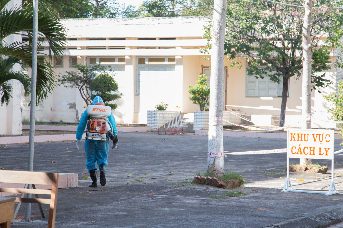 Lich trinh tiep xuc day dac cua benh nhan Covid-19 thu 61 tai Malaysia va TP HCM