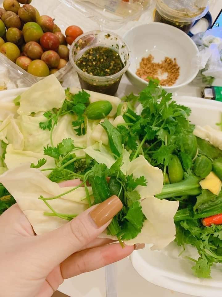 Chưa ăn thì cứ “lắc đầu nguầy nguậy” không chịu thử. Ăn rồi thì cứ phải tấm tắc ăn thêm miếng nữa.