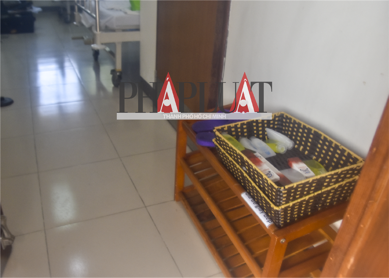 Những phòng bệnh điều trị đều được trang bị đầy đủ tiện nghi từ tivi, wifi, dầu gội, sữa tắm... như tại khách sạn. Ảnh: Pháp Luật TP.HCM.