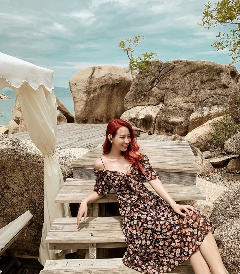 Có thể thấy, Kiều Ly lên đồ cuốn hút không kém gì các ngôi sao nổi tiếng trong showbiz.