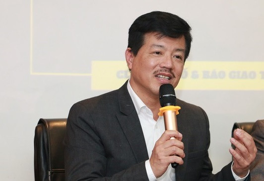 Covid-19: Co con du hoc o chau Au, dua ve Viet Nam hay o lai?