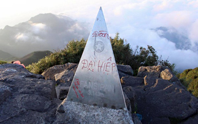 Ban hang xach tay co the bi phat den 200 trieu dong-Hinh-2