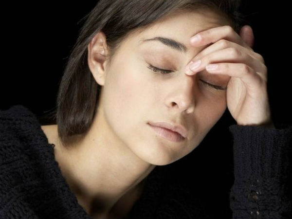 Tránh xa stress: Lối sống hiện đại ngày càng trở nên phức tạp, khiến ai cũng phải chịu một mức độ stress nhất định. Stress ảnh hưởng đến sức khỏe và các sinh hoạt hằng ngày; do đó, ta cần biết buông bỏ những thứ không quan trọng để sống vô tư hơn.