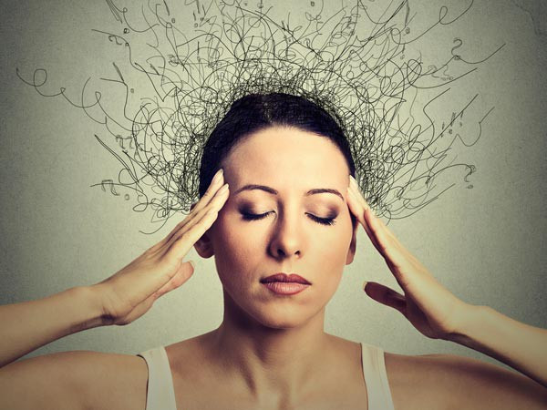 Sức khỏe tinh thần rất quan trọng: Một tinh thần khỏe mạnh là vô cùng quan trọng đối với sức khỏe toàn diện của mỗi người. Hãy tập trung vào các mối quan hệ đời thực và hòa nhập với mọi người bằng cách đi chơi, tham quan và sẻ chia cảm xúc.