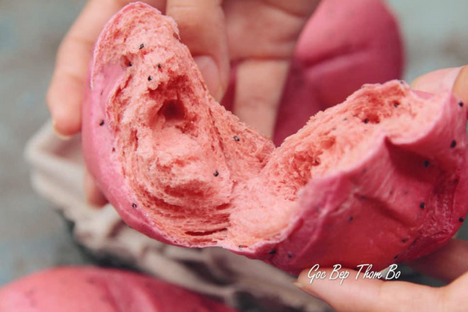 Cac cong thuc lam banh mi thanh long khien hoi chi em 